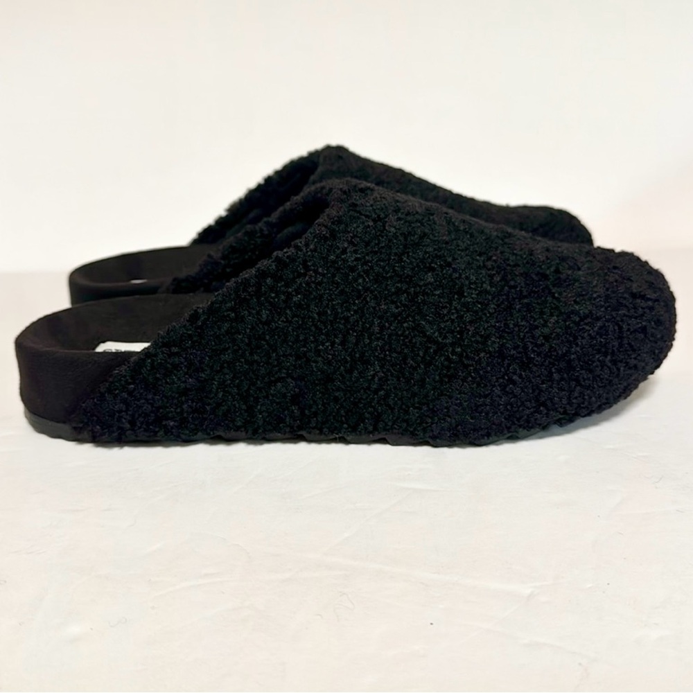 Steve Madden Vessel Plush Clog Slip On, NIB